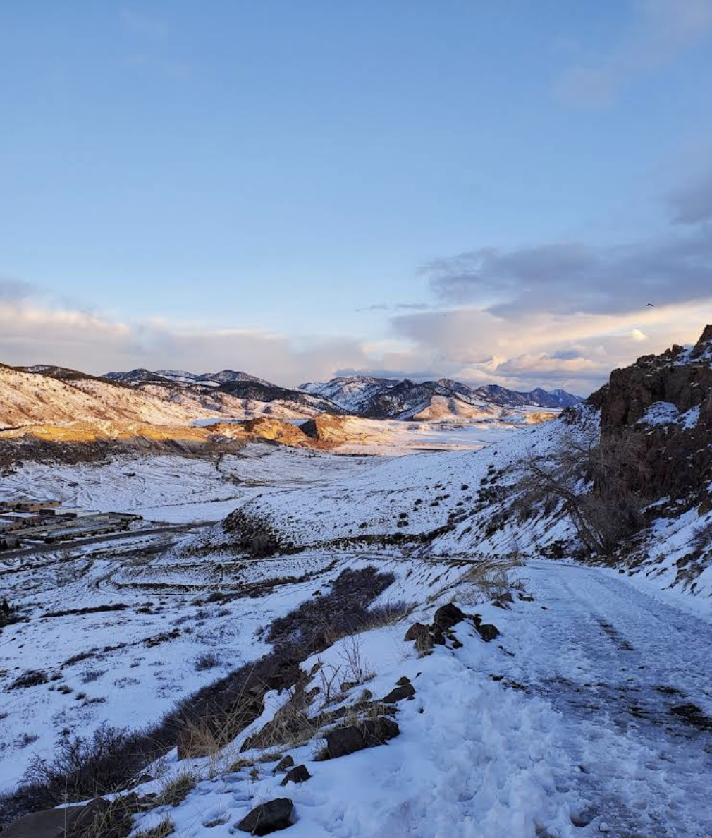 ❄️ Winter Hiking Around Arvada — Easy to Epic (and Always Fun!)
