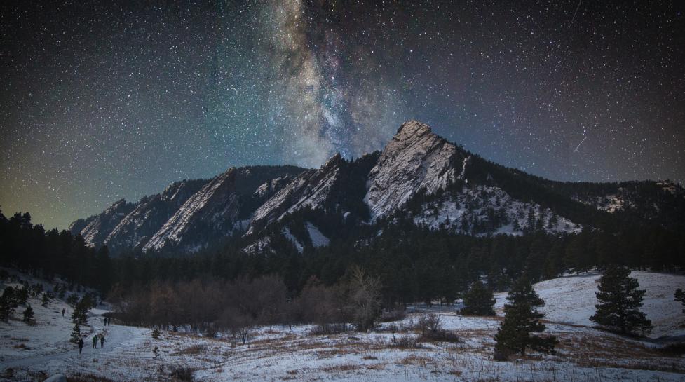 🌌 Why Boulder’s Sky Shines Brighter (in the Dark)
